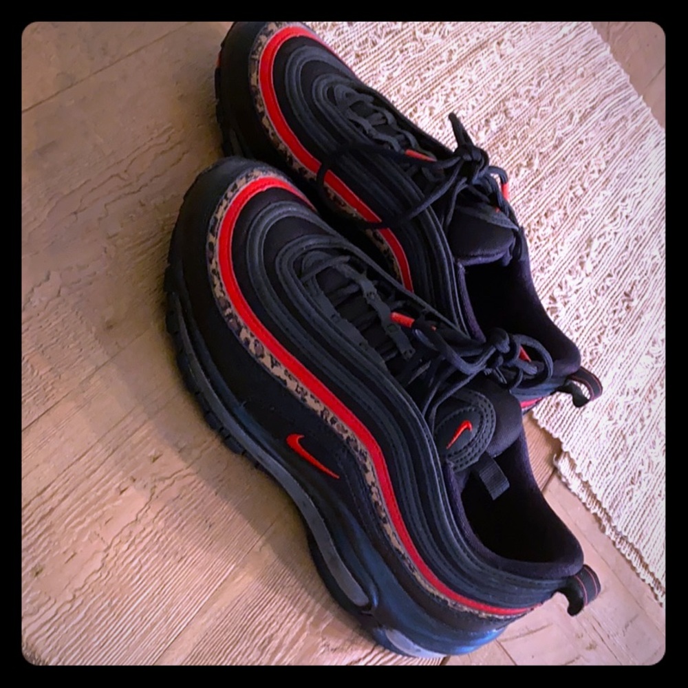 Nike’s like new size 8 great condition